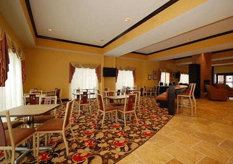 Comfort Suites Columbus East Broad Buitenkant foto